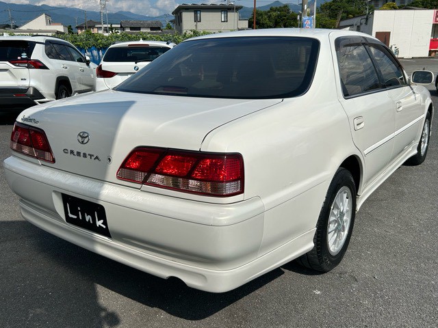 LINE_ALBUM_クレスタ　白_260710_5.jpg