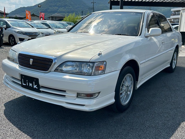 LINE_ALBUM_クレスタ　白_260710_9.jpg