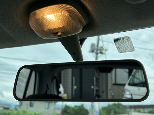 LINE_ALBUM_アルトバン　H18 白_260710_24.jpg