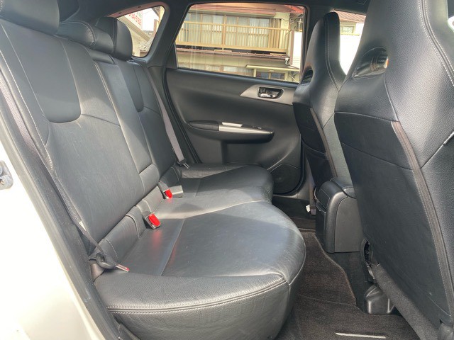 LINE_ALBUM_インプレッサHB WRX パール_260227_13.jpg