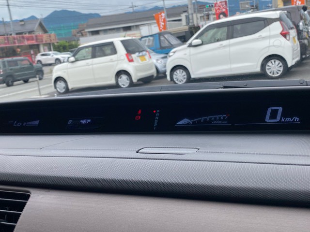 LINE_ALBUM_ステップワゴン　紫_260710_21.jpg